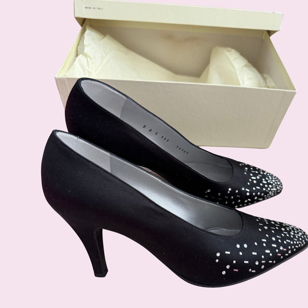 St John Black Heels with Silver Accents Size 8